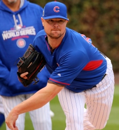 Cubs lefty Jon Lester throws a bullpen session at Wrigley Field.